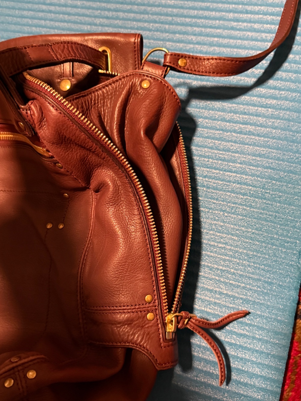 Jerome Dreyfuss “Pedro” Burgundy Leather Crossbody Shoulder Bag - Picture 5 of 16